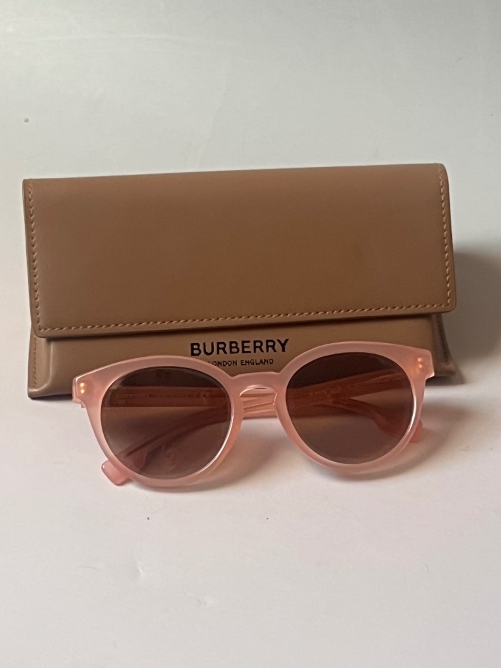 Burberry Pink Round Sunglasses with Brown Shades - Like New with a Holder